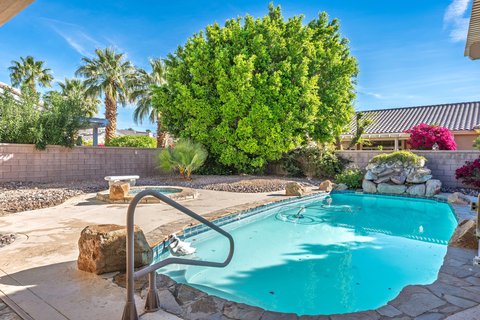 39314 Blossom Circle, Palm Desert, CA 92211 photo 4