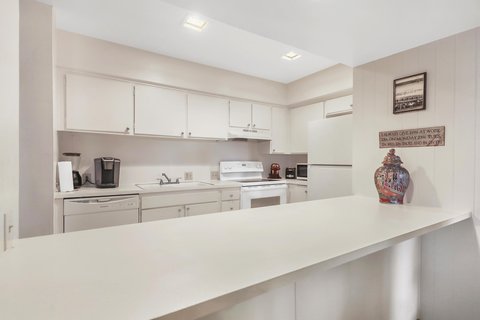 2504 N Whitewater Club Drive, A, Palm Springs, CA 92262 photo 9