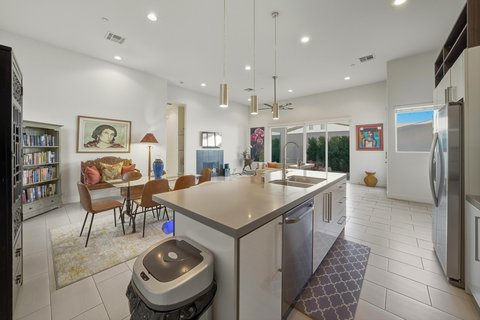 52085 Avenida Herrera, La Quinta, CA 92253 photo 10