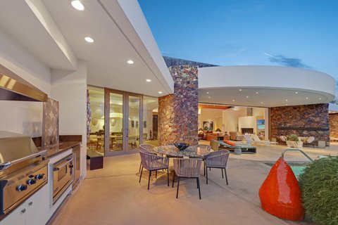 102 Waterford Circle, Rancho Mirage, CA 92270 photo 2