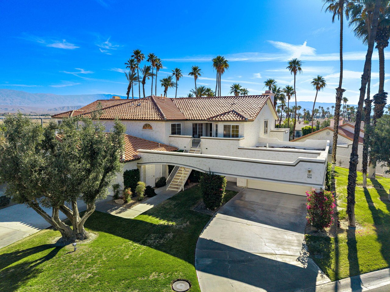 510 Desert Falls Drive N, Palm Desert, CA 92211