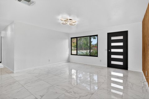 2251 N San Gorgonio Road, Palm Springs, CA 92262 photo 18