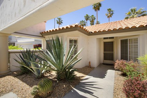 155 Desert Falls Drive E, Palm Desert, CA 92211 photo 2