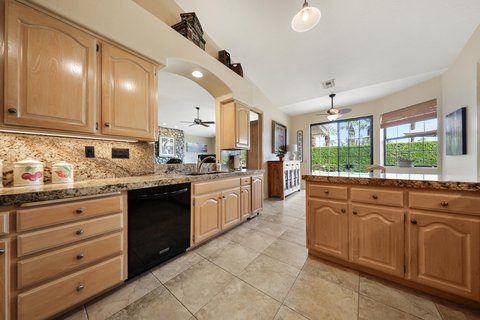 72550 Greenbriar Lane, Palm Desert, CA 92260 photo 13