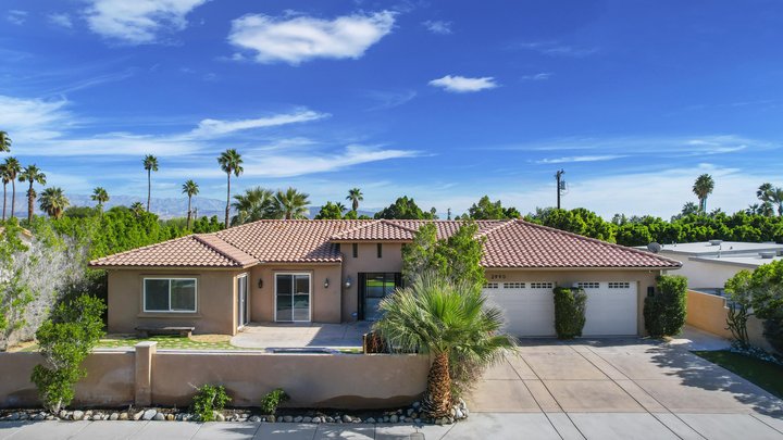 2990 N Biskra Road, Palm Springs, CA 92262