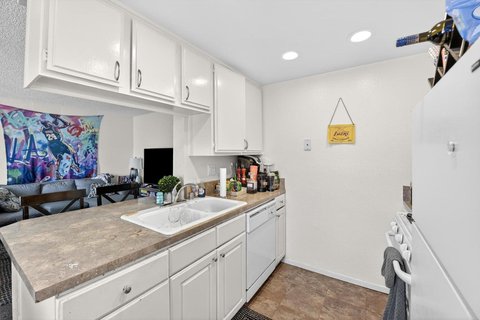 48304 Stewart Drive, J1-4, Indio, CA 92201 photo 27
