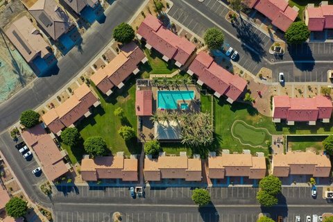 48304 Stewart Drive, J1-4, Indio, CA 92201 photo 4