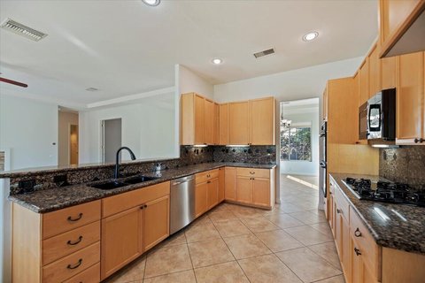 40963 Avenida Solana, Palm Desert, CA 92260 photo 13
