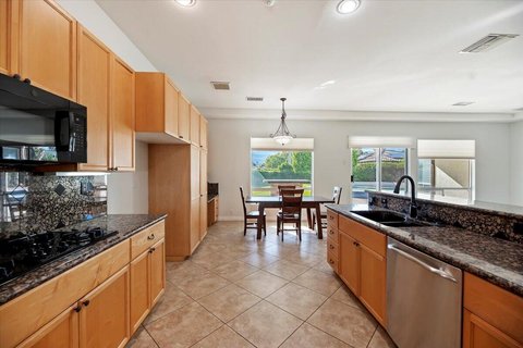 40963 Avenida Solana, Palm Desert, CA 92260 photo 14