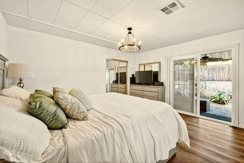 33 Diamond E Drive, Palm Desert, CA 92260 photo 13