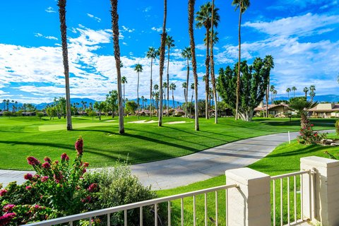 321 Bouquet Canyon Drive, Palm Desert, CA 92211 photo 2