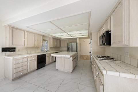 39865 Sweetwater Drive, Palm Desert, CA 92211 photo 20