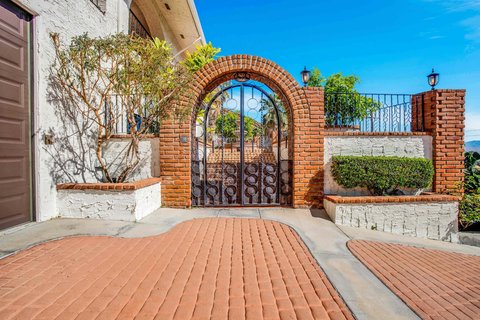 1777 Ridge Road, Palm Springs, CA 92264 photo 4