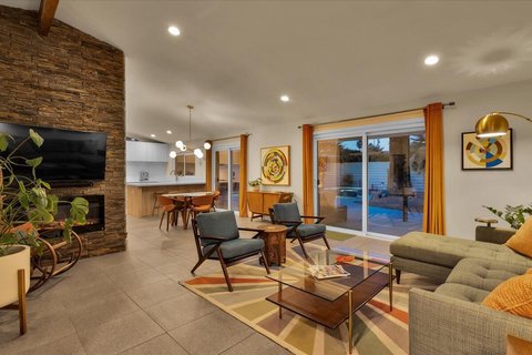 1538 E Verbena Drive, Palm Springs, CA 92262 photo 21