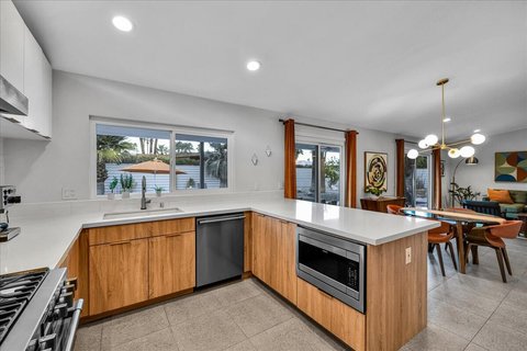 1538 E Verbena Drive, Palm Springs, CA 92262 photo 23