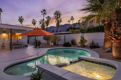 1538 E Verbena Drive, Palm Springs, CA 92262 photo 3