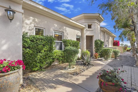 51686 VíA Sorrento, La Quinta, CA 92253 photo 6