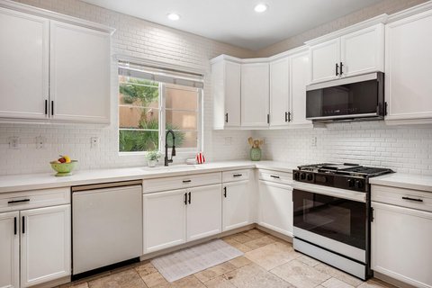 436 Via De La Paz, Palm Desert, CA 92211 photo 3