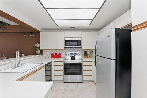41521 Woodhaven Drive E, Palm Desert, CA 92211 photo 14