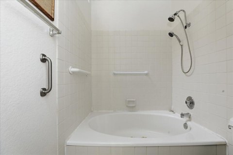 41521 Woodhaven Drive E, Palm Desert, CA 92211 photo 9