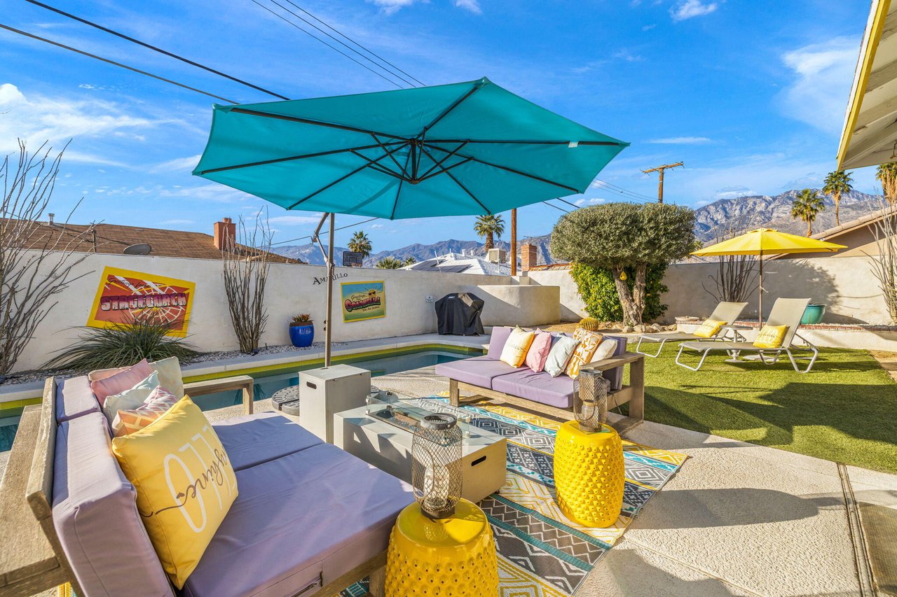 3963 E Calle San Antonio, Palm Springs, CA 92264