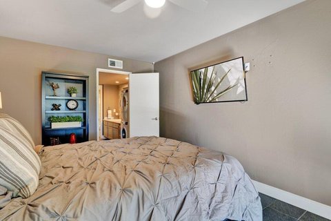 1050 E Ramon Road, 3, Palm Springs, CA 92264 photo 12