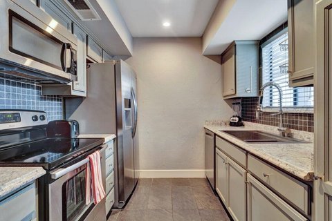 1050 E Ramon Road, 3, Palm Springs, CA 92264 photo 13