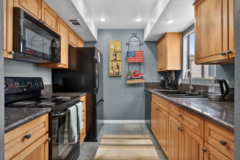 1050 E Ramon Road, 45, Palm Springs, CA 92264 photo 8