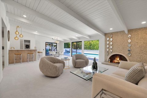 2027 S Toledo Avenue, Palm Springs, CA 92264 photo 12