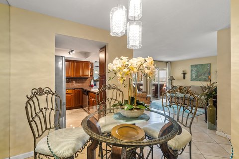1490 S Camino Real 204, Palm Springs, CA 92264 photo 12
