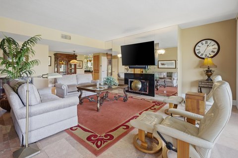 910 Island Drive, 206, Rancho Mirage, CA 92270 photo 12