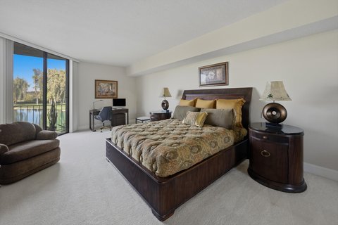 910 Island Drive, 206, Rancho Mirage, CA 92270 photo 21