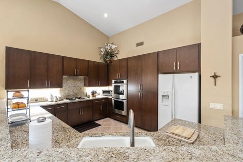 28 White Sun Way, Rancho Mirage, CA 92270 photo 14