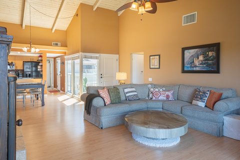 46631 Arapahoe Circle, B, Indian Wells, CA 92210 photo 2