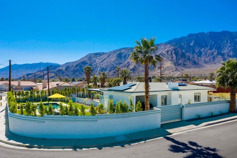 323 W Palm Vista Drive, Palm Springs, CA 92262 photo 2