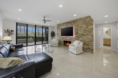 910 Island Drive, 114, Rancho Mirage, CA 92270 photo 14