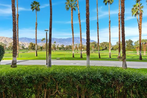 910 Island Drive, 114, Rancho Mirage, CA 92270 photo 4