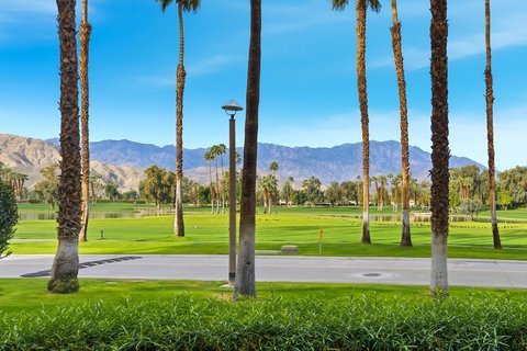 910 Island Drive, 114, Rancho Mirage, CA 92270 photo 5