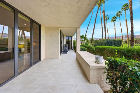 910 Island Drive, 114, Rancho Mirage, CA 92270 photo 7