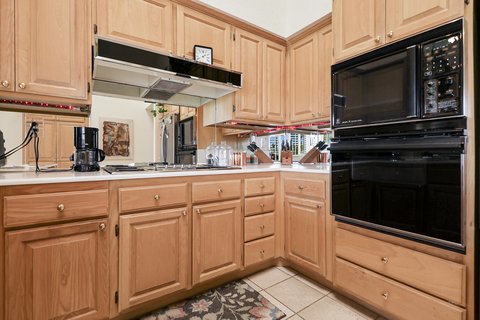 229 Green Mountain Drive, Palm Desert, CA 92211 photo 15
