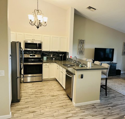 41120 Woodhaven Drive E, Palm Desert, CA 92211 photo 1