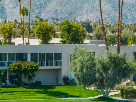 507 Desert Lakes Circle, Palm Springs, CA 92264 photo 2