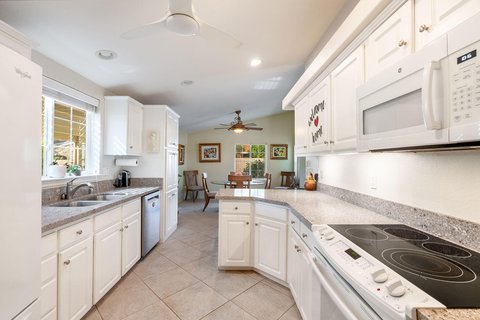 73450 Country Club Drive, 93, Palm Desert, CA 92260 photo 11