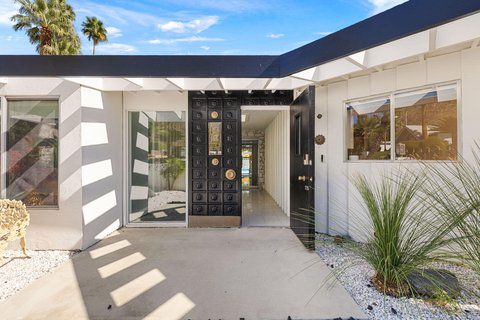 1326 N Rose Avenue, Palm Springs, CA 92262 photo 15