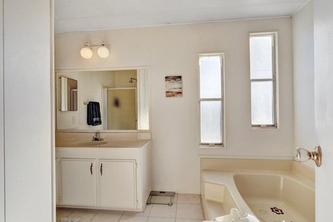 74636 Azurite Circle E, Palm Desert, CA 92260 photo 17