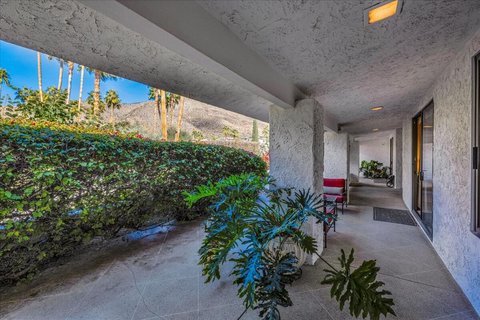 1605 Ridgemore Drive, Palm Springs, CA 92264 photo 5