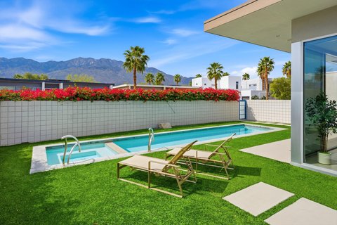 542 Skylar Lane, Palm Springs, CA 92262 photo 2