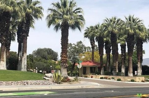 2809 N Los Felices Circle E, 212, Palm Springs, CA 92262 photo 26