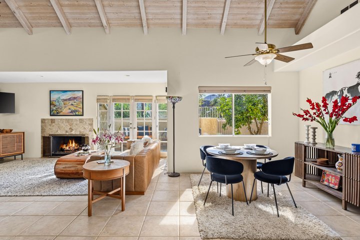 2917 Cervantes Court, Palm Springs, CA 92264