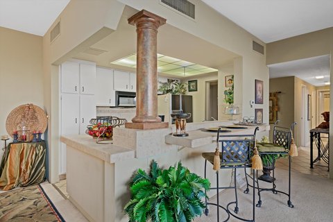 900 Island Drive, 106, Rancho Mirage, CA 92270 photo 17